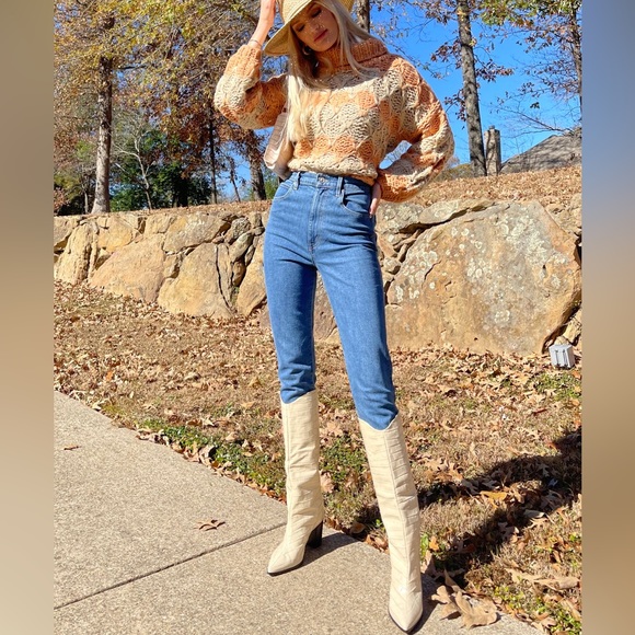 Chunky Knit Ballon Sleeve Turtleneck Sweater - Picture 7 of 12